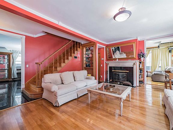5th image of 4523 244th St