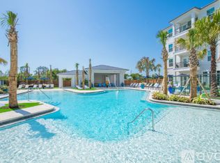 7900 Park Blvd N #2211, Pinellas Park, FL 33781