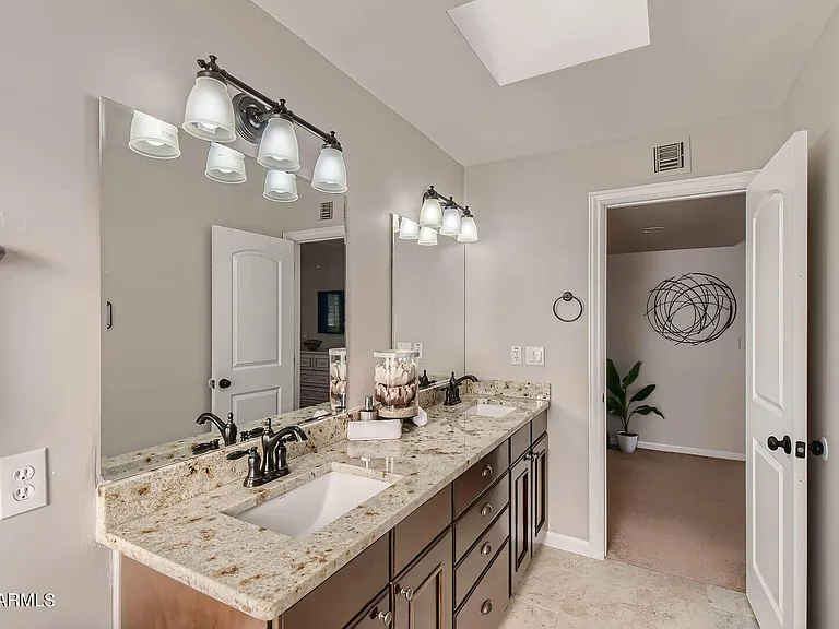1757 E Hackamore St — Photo 34