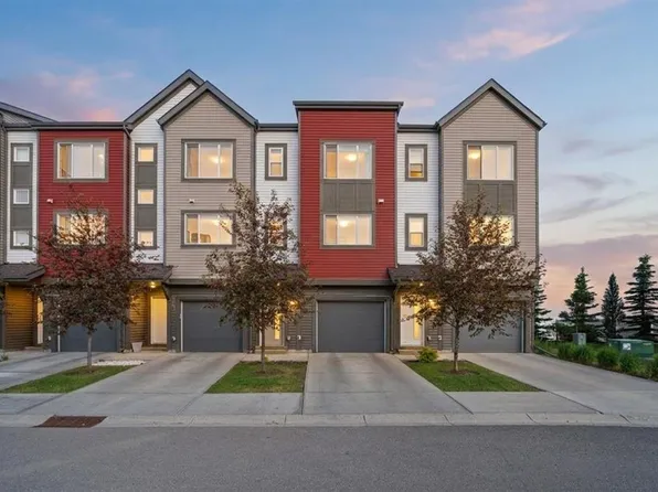 98 Copperstone Vlg SE, Calgary, AB T2Z 5E3