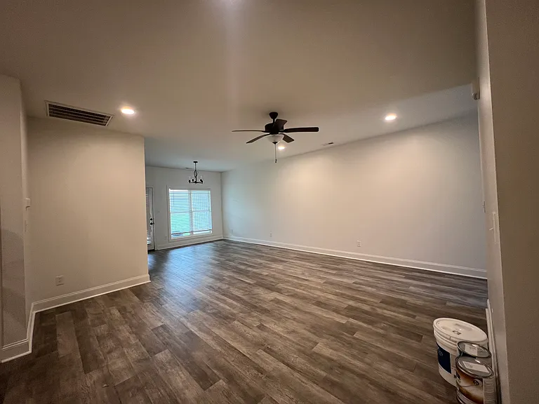 22933 Harold St — Photo 9