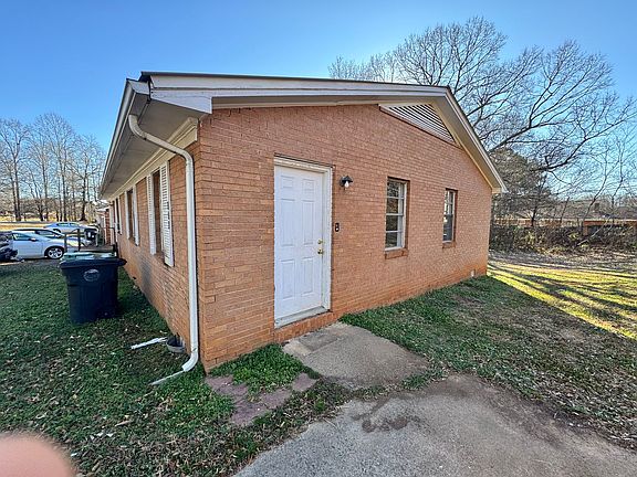 2nd image of 128 Woodland Ave
