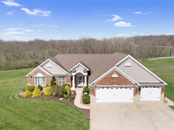 51 Champion Cir, Troy, MO 63379