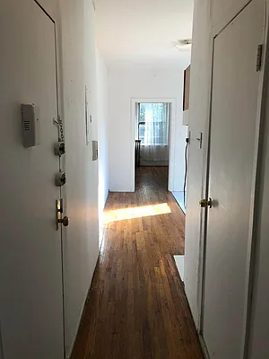 Rented by Best Apartments North Inc | media 28