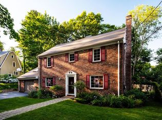 17 Woodhaven Rd, Newton, MA 02468