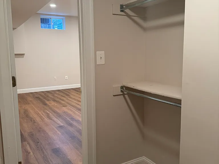 4111 Doveville Ln #BASEMENT — Photo 11
