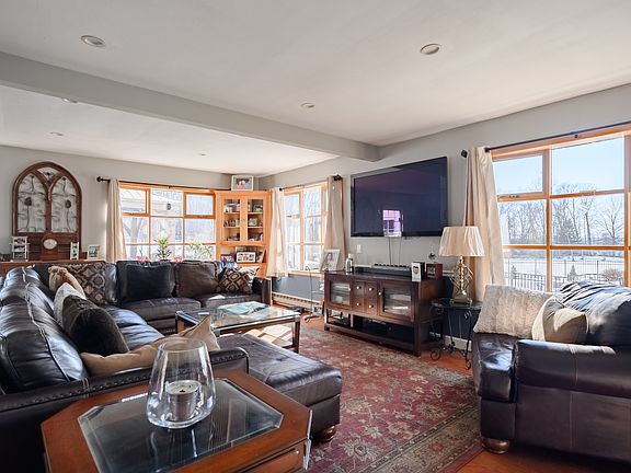 2 & 15 Anderson Lane