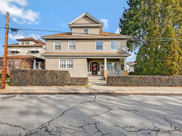 234 Bowman St, Dickson City, PA 18519