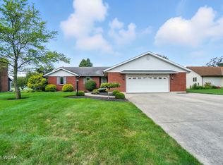 1057 Maxine Ln, Van Wert, OH 45891