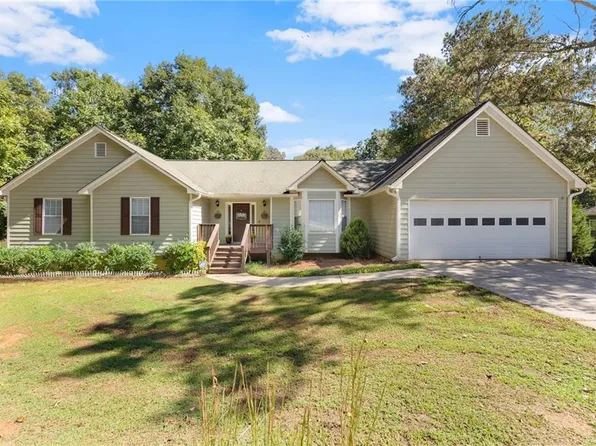 6745 Payton Rd, Cumming, GA 30041