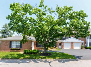 28 Dogwood Dr, Spring Lake, NJ 07762