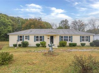 286 Maple St, Hartwell, GA 30643