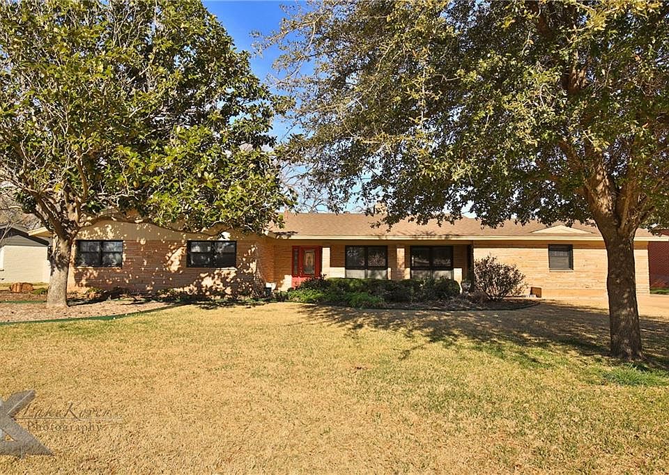 1st image of 1318 S Leggett Dr