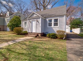 52 Woodside Ave, Bridgeport, CT 06606