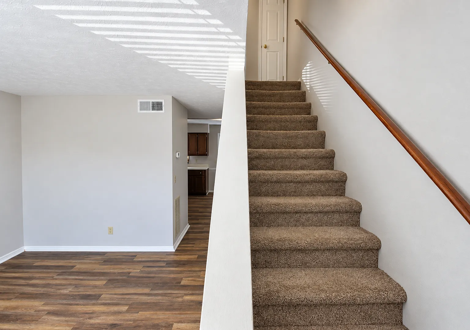 1000 Brown Ave — Photo 3