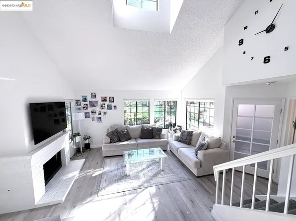 2561 Yerba Bank Ct #0, San Jose, CA 95121