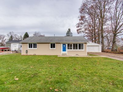48726 Sully Dr, Belleville, MI, 48111