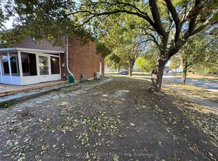 137 Jansen Ave, Kitchener, ON N2A 2L8