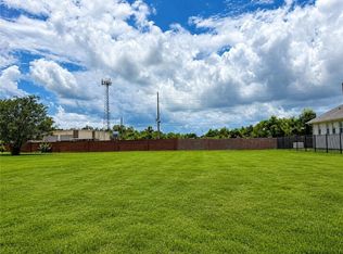 3720 Lake Arrowhead Dr, Harvey, LA 70058
