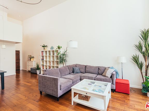 5th image of 11601 Montana Ave APT 8