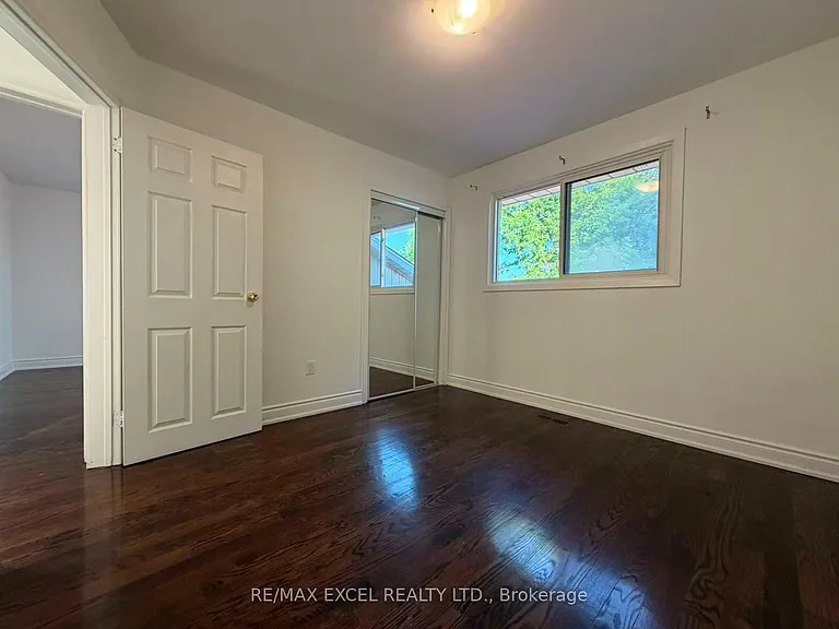 83 Marilake Dr #MAIN FLOOR — Photo 25