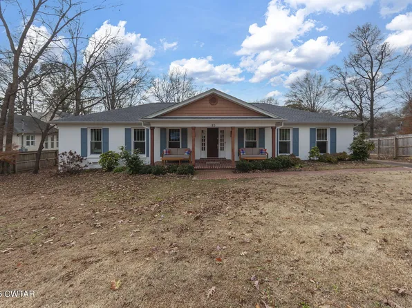 83 Woodhaven Dr, Jackson, TN 38301