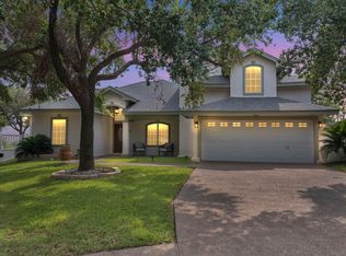 401 Wren Point, Laredo, TX 78045