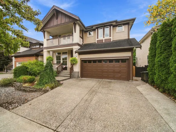 19556 Thorburn Way, Pitt Meadows, BC V3Y 0B3