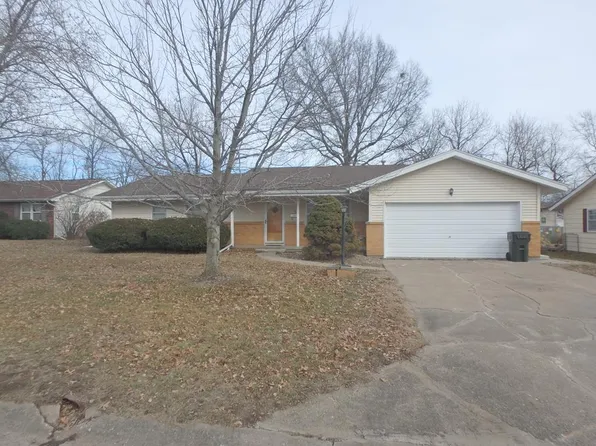 6 Cobblestone Ln, Kirksville, MO 63501