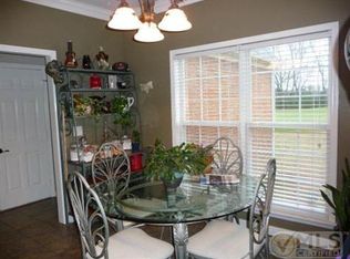 1336 Charleston Ln, Columbia, TN 38401