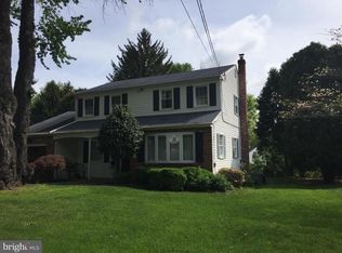 1029 Westwood Dr, Springfield, PA 19064