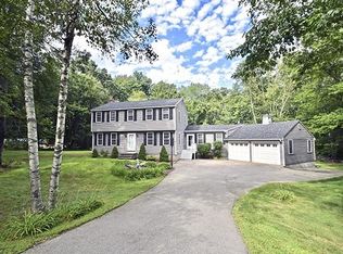 39 Long Pond Rd, Tyngsboro, MA 01879
