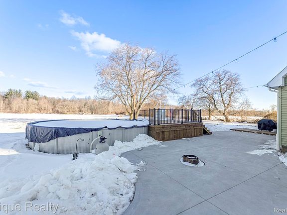 5th image of 7884 North Rd