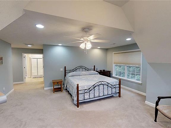3rd image of 2124 Benomi Dr
