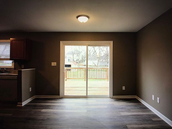 5th image of 538 Riverview Dr