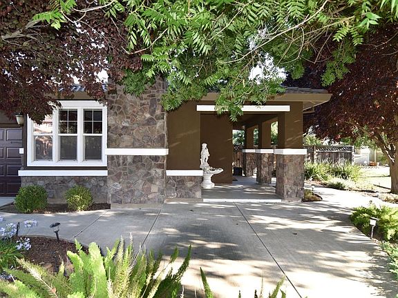 5th image of 672 Laugenour Dr