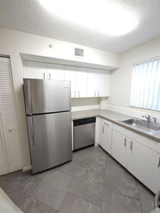751 N Pine Island Rd APT 205, Fort Lauderdale, FL, 33324