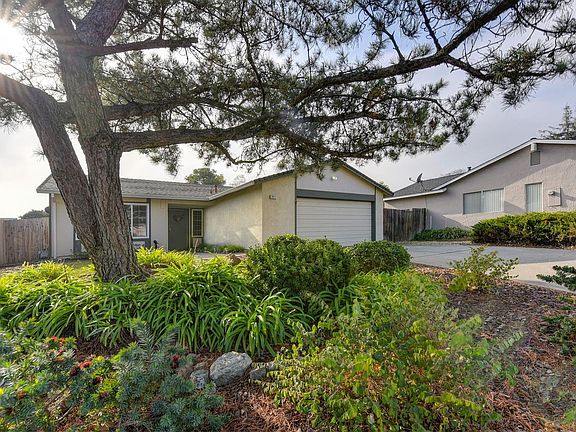 2nd image of 7017 Stanford Oak Dr