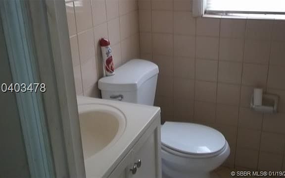 5th image of 13280 NE 16th Ave