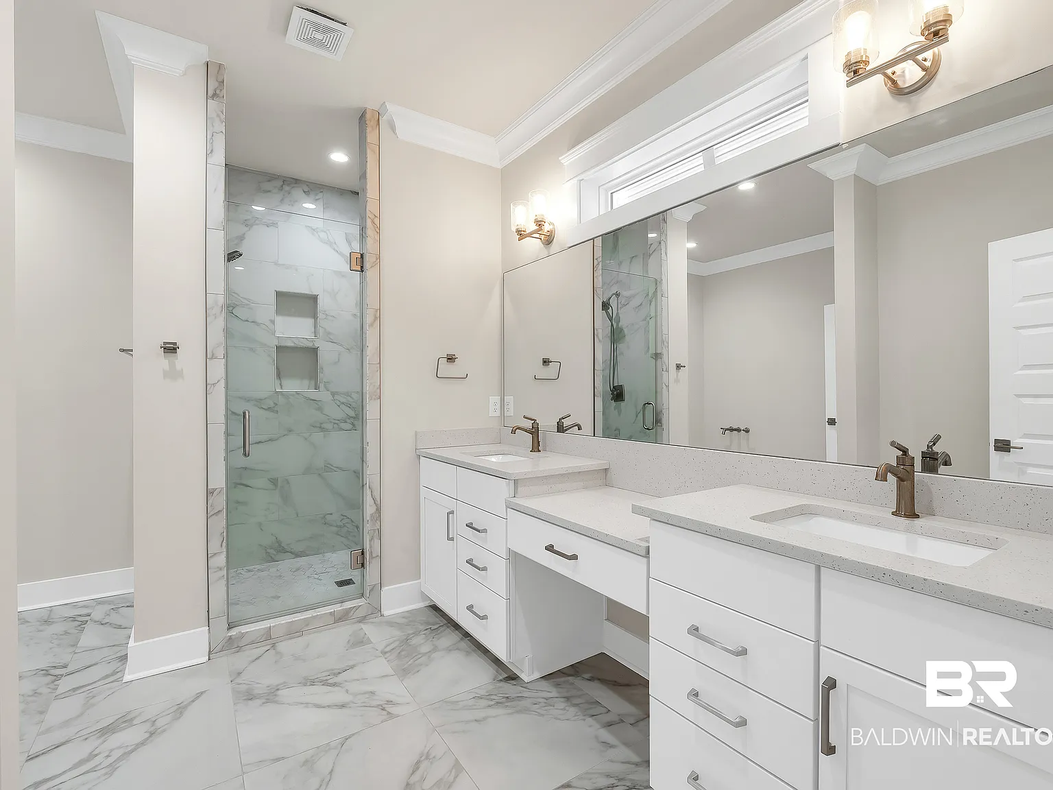 3 bed, 3.5 bath, 2315 sqft, $3,900 — Photo 4