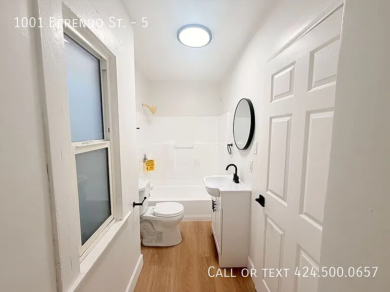 1001 N Berendo St #5 — Photo 9