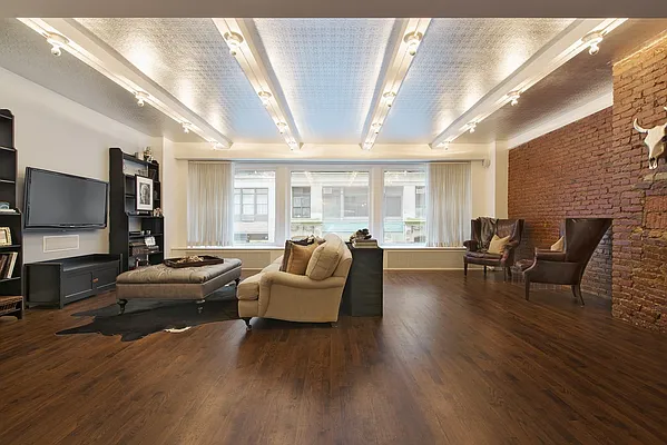 Sold by Nest Seekers International | media 2