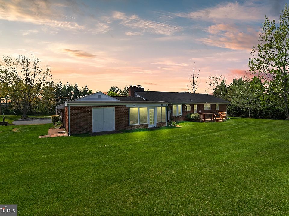 8004 Signal Hill Rd, Manassas, VA 20111 Zillow