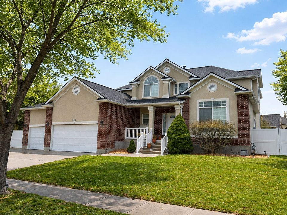 1st image of 2824 W Ivory Way