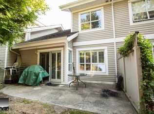 650 Roche Point Dr #9, Burrard Inlet 3, BC V7H2Z5