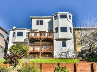697 Santa Ray Ave, Oakland, CA 94610