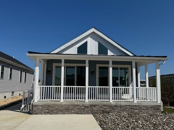 416 Nautical Ln