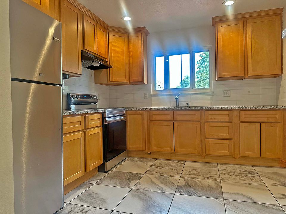 Newly remodeled kitchen with new appliances