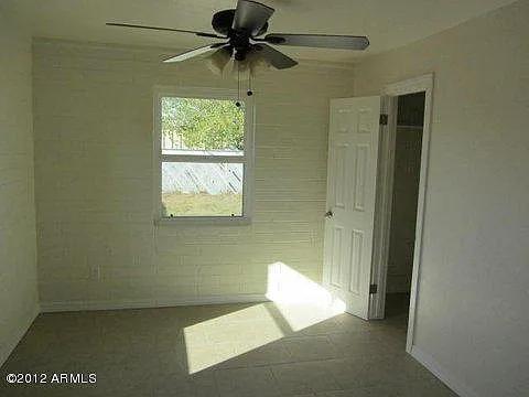 116 E Cullumber Ave — Photo 6