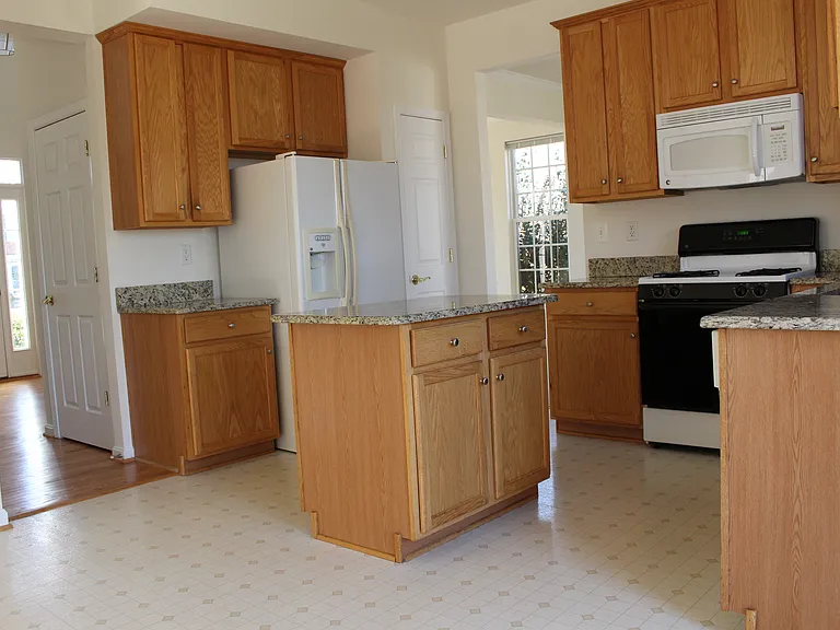 8675 Wales Ct — Photo 11